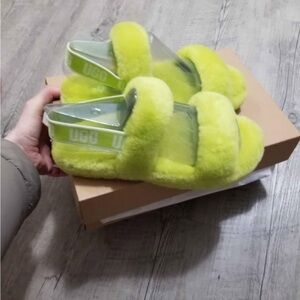 UGG nwt Women's oh yeah sandal